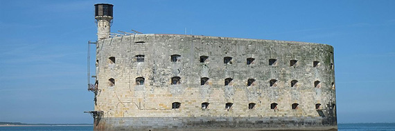 Touch the inconquerable Fort Boyard